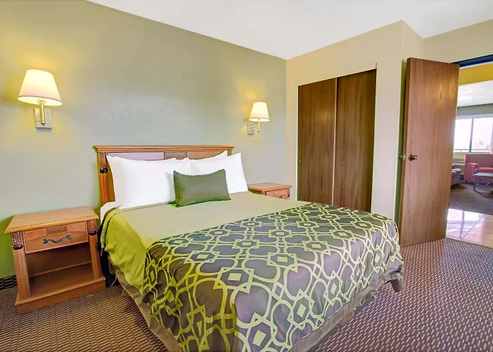 Hotel Travelodge By Wyndham Tucson Az