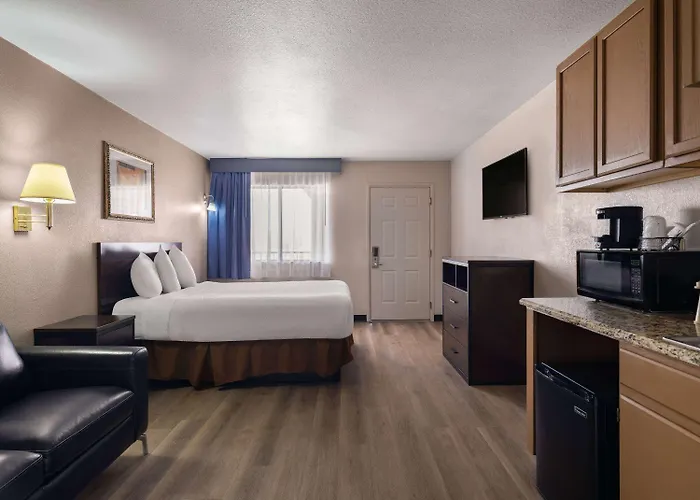 Hotel Travelodge By Wyndham Tucson Az 2*