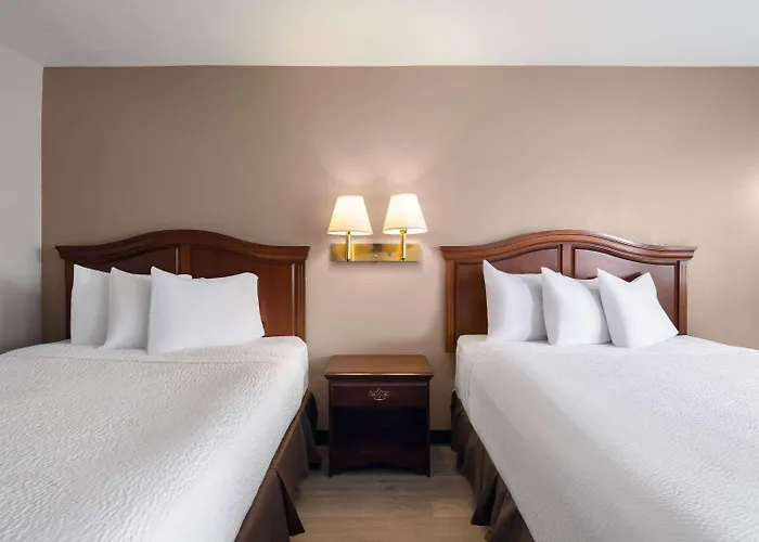 Travelodge By Wyndham Tucson Az Hotel
