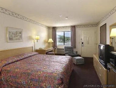 Travelodge By Wyndham Tucson Az 2*